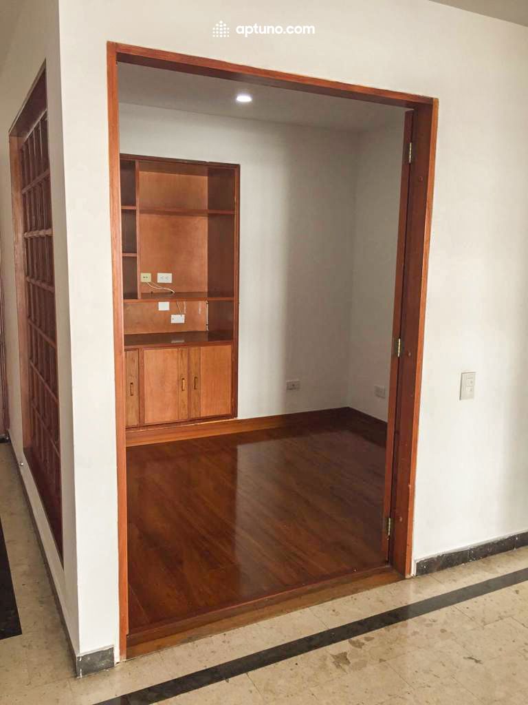 Apartamento en arriendo Santa Bárbara Central 158 m² - $ 4.500.000