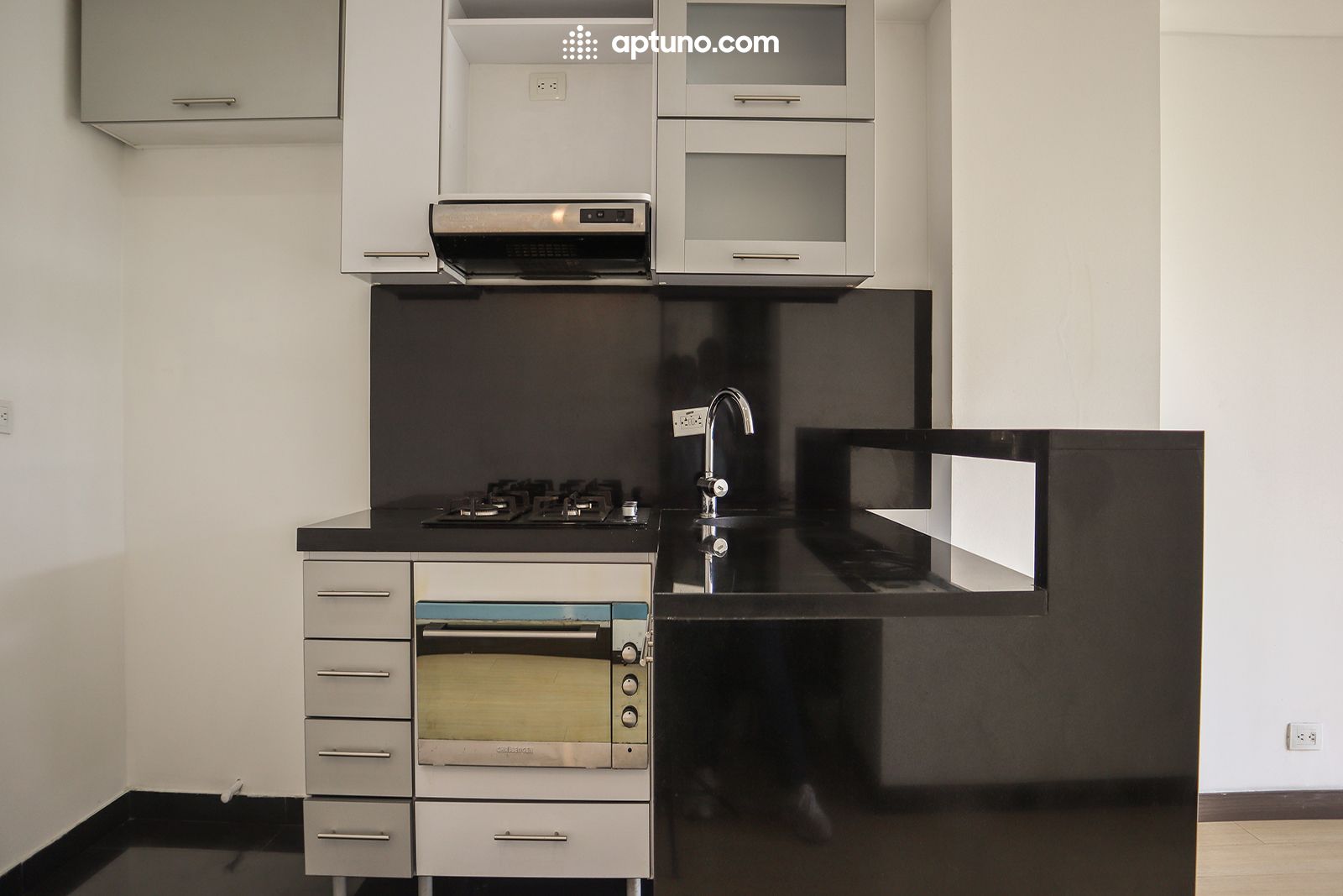 Apartamento en arriendo Lisboa Apartamento en arriendo Lisboa 58 m² - $ 1.660.000