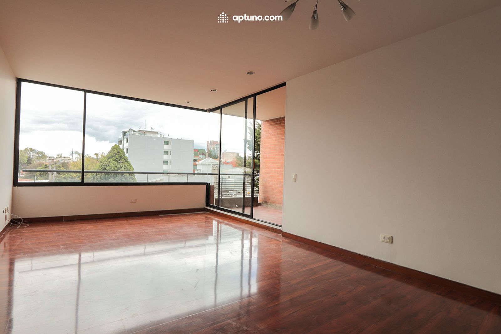 Apartamento en arriendo Estoril Apartamento en arriendo Estoril 78 m² - $ 2.500.000