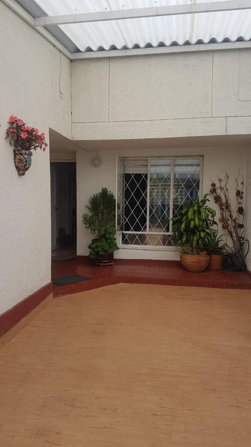 Casa en arriendo en Villa del Prado por $ ,00