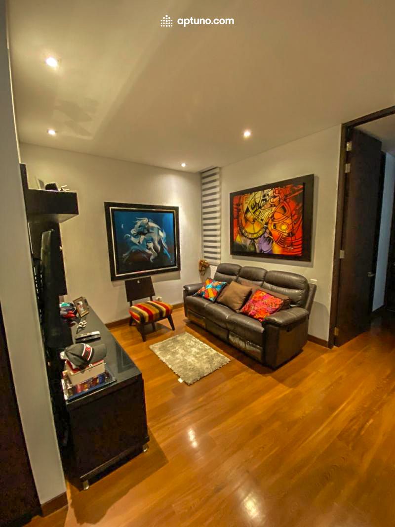 Apartamento en arriendo La Carolina Apartamento en arriendo La Carolina 147 m² - $ 6.500.000