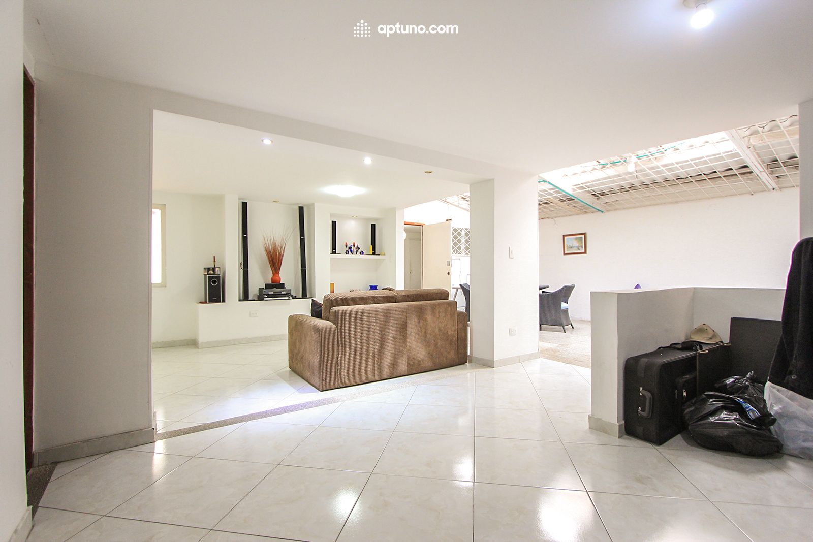 Casa en arriendo Puente Largo Casa en arriendo Puente Largo 380 m² - $ 8.000.000
