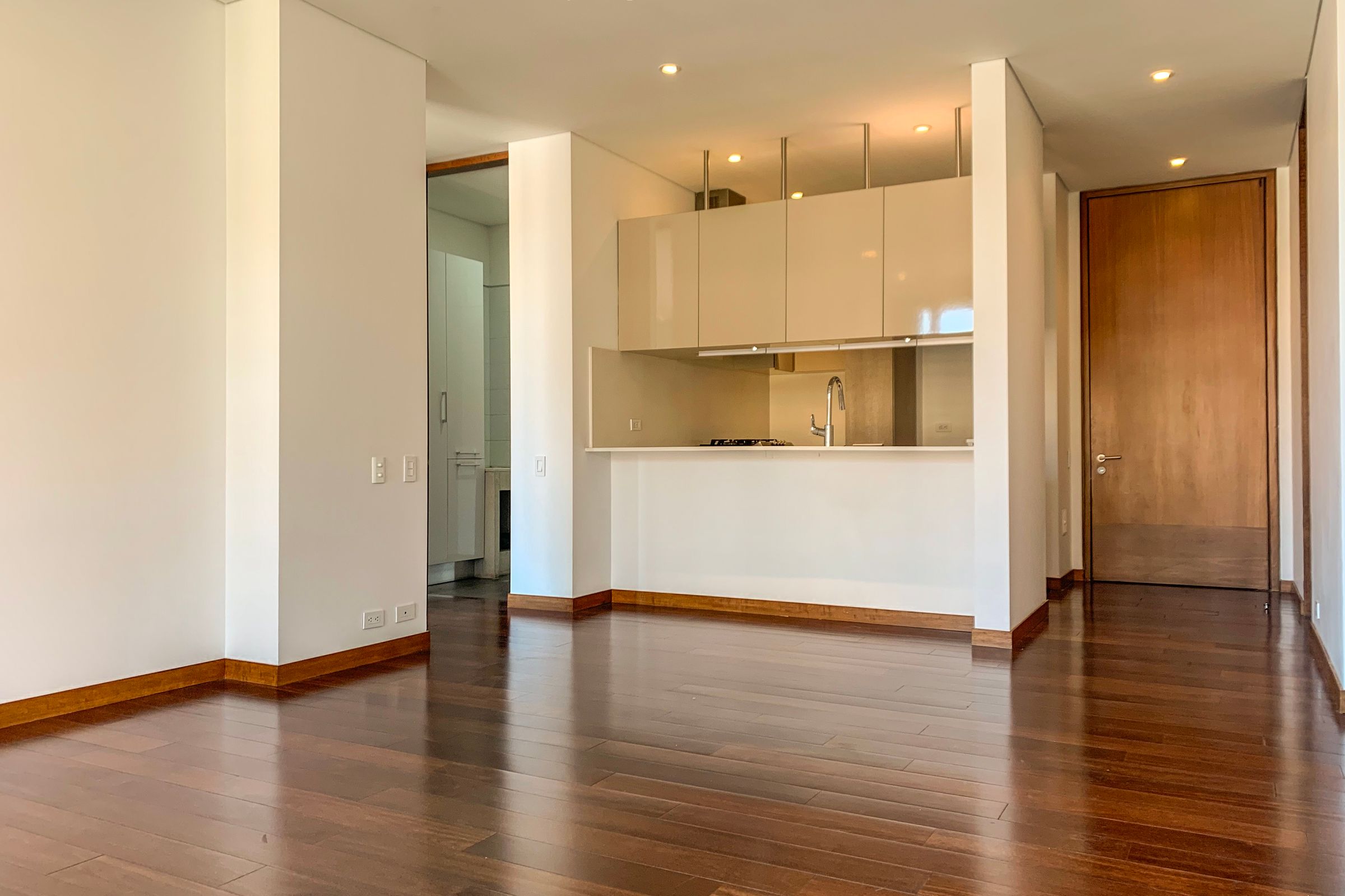 Apartamento en arriendo Los Rosales Apartamento en arriendo Los Rosales 104 m² - $ 4.800.000