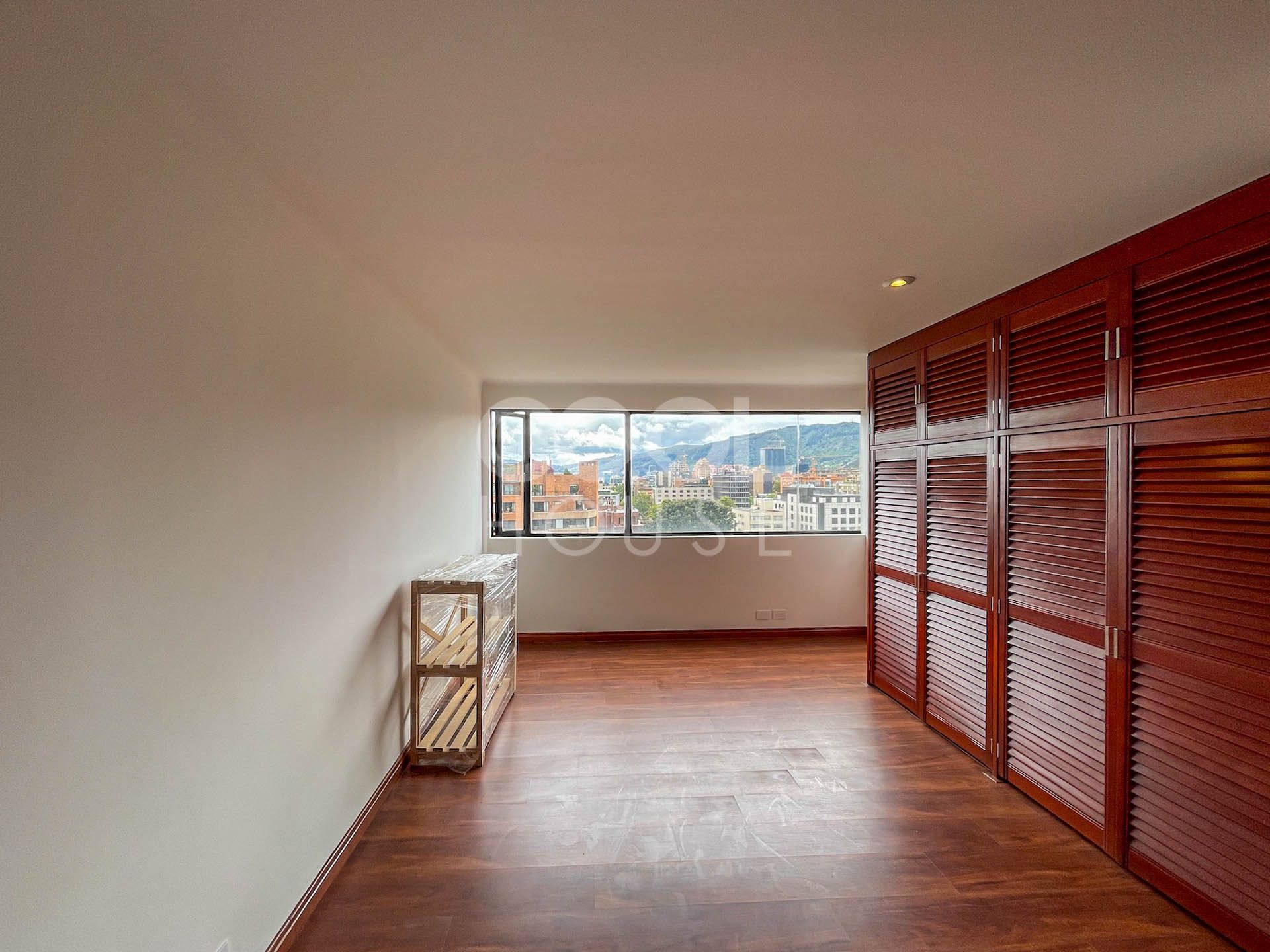 Apartamento en arriendo La Cabrera Apartamento en arriendo La Cabrera 260 m² - $ 9.000.000