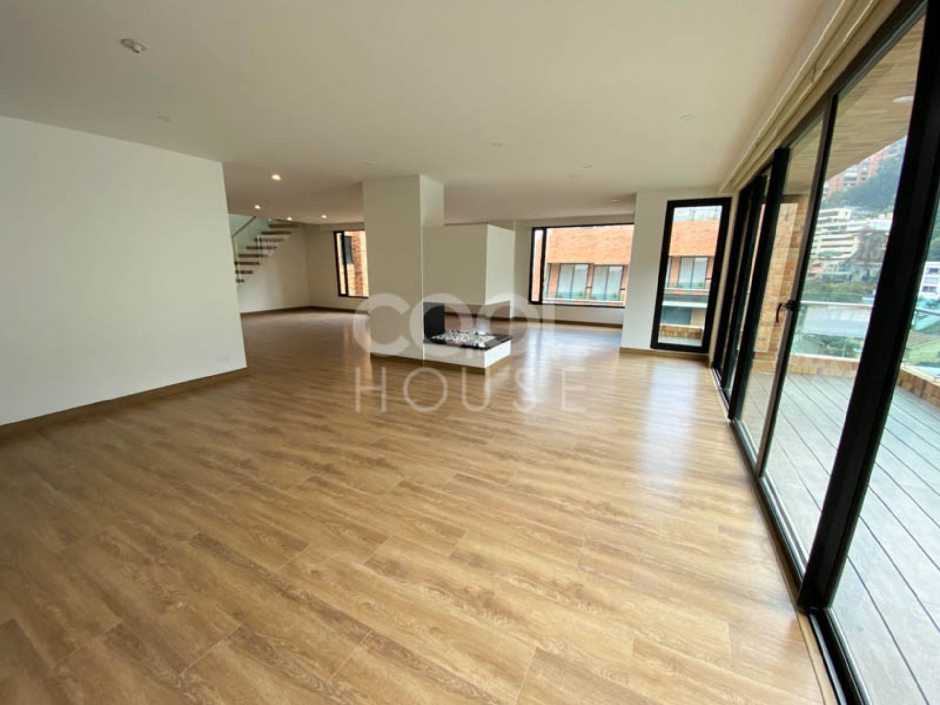 Apartamento en arriendo El Refugio Apartamento en arriendo El Refugio 261 m² - $ 18.635.500