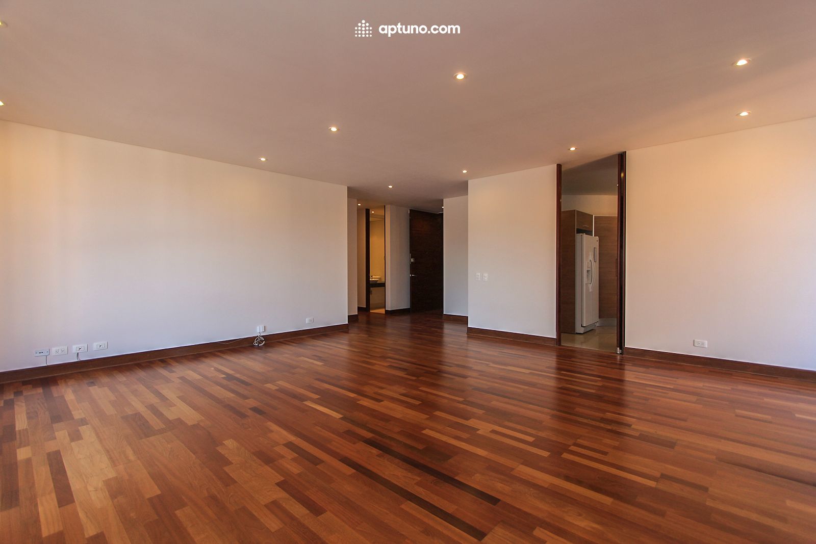 Apartamento en arriendo El Chico Apartamento en arriendo El Chico 206 m² - $ 9.500.000
