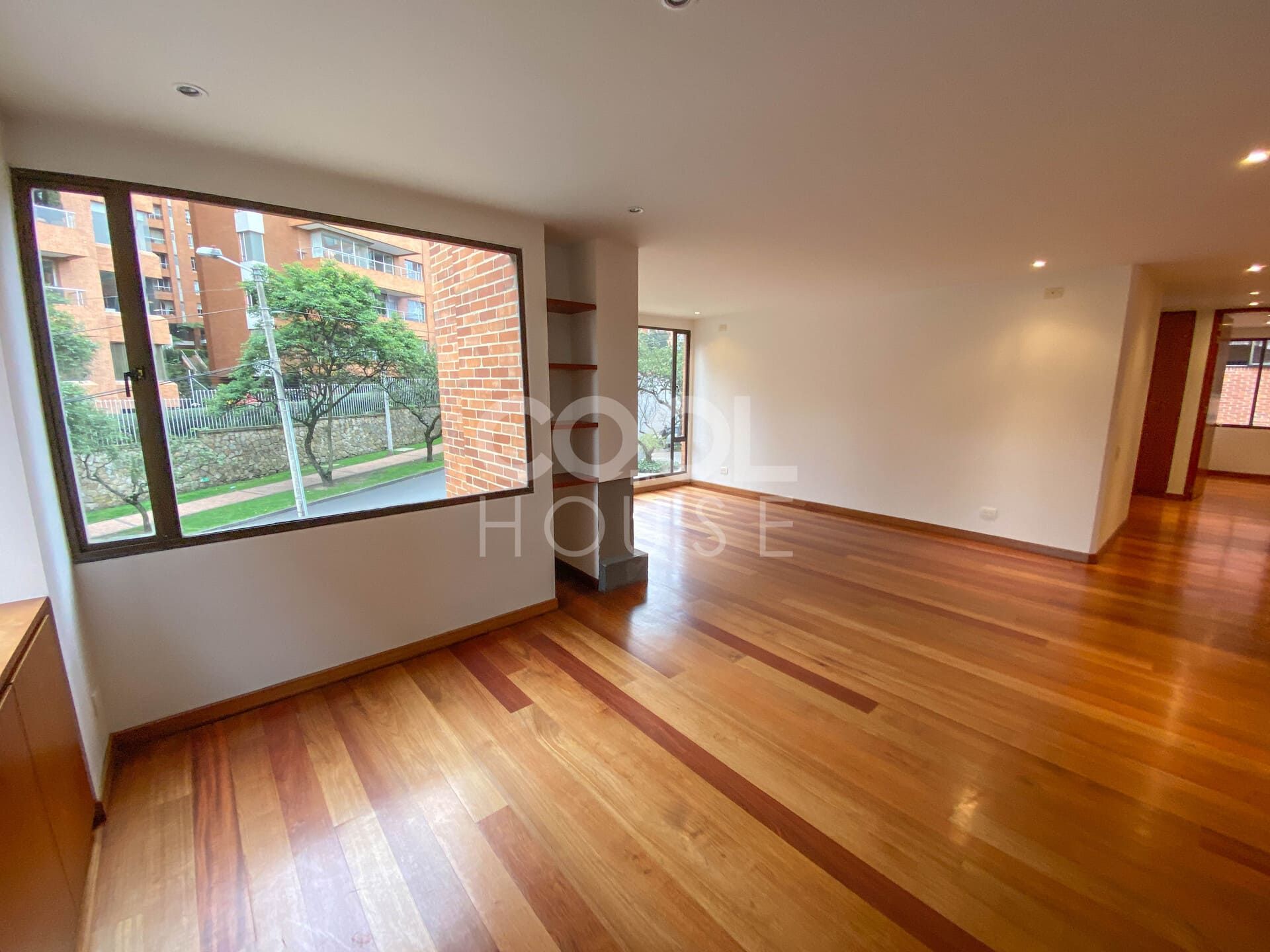 Apartamento en arriendo Los Rosales Apartamento en arriendo Los Rosales 145 m² - $ 6.140.000