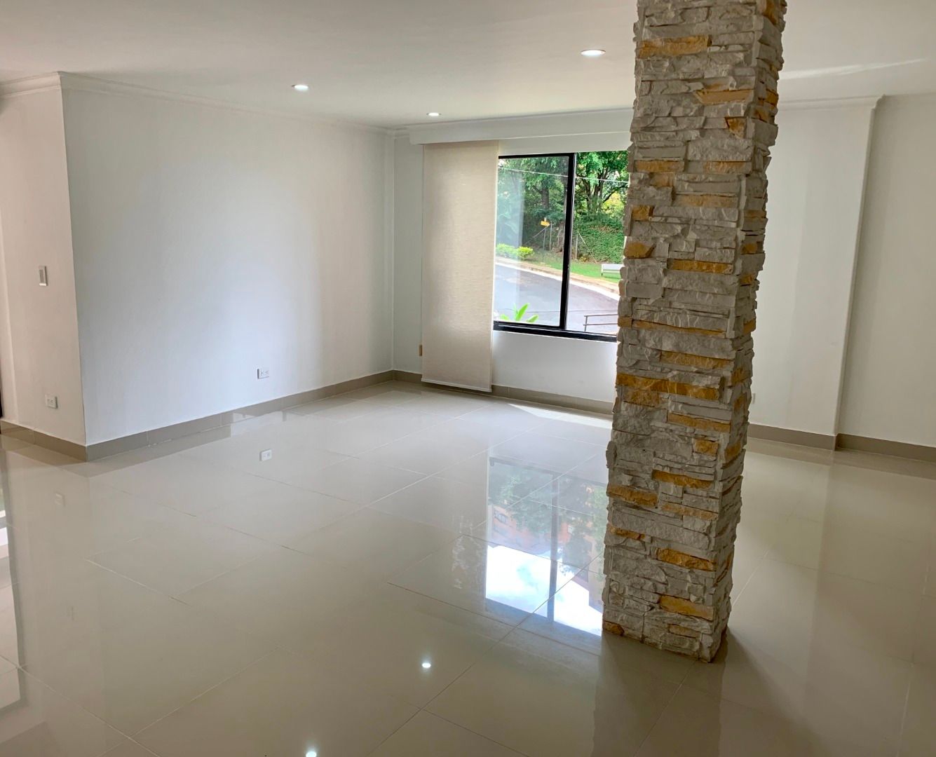 Casa en arriendo El Tesoro Casa en arriendo El Tesoro 380 m² - $ 8.000.000