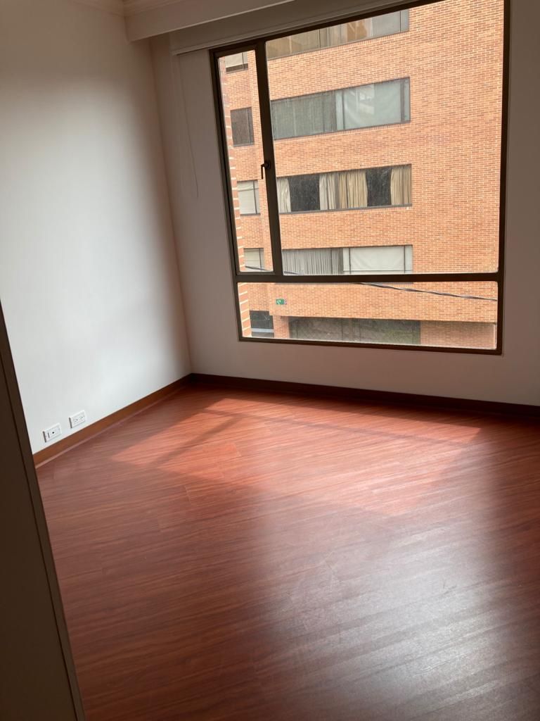 Apartamento en arriendo Los Rosales Apartamento en arriendo Los Rosales 130 m² - $ 5.500.000