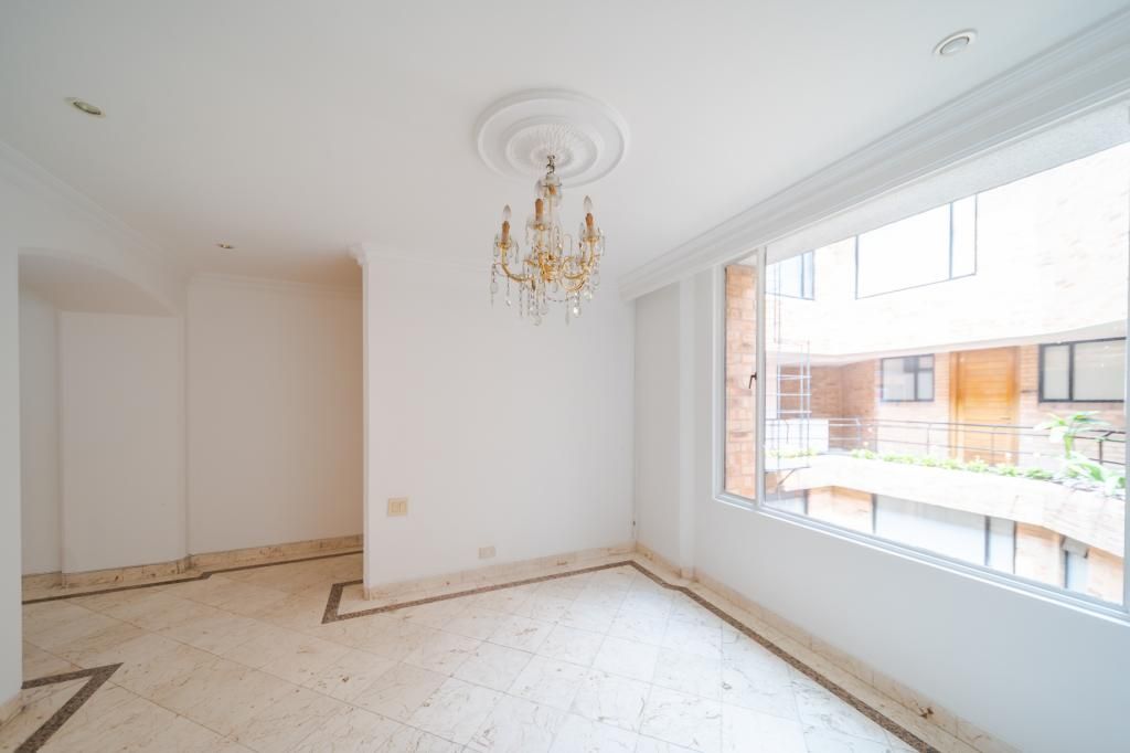 Apartamento en arriendo Bella Suiza Apartamento en arriendo Bella Suiza 149 m² - $ 3.500.000