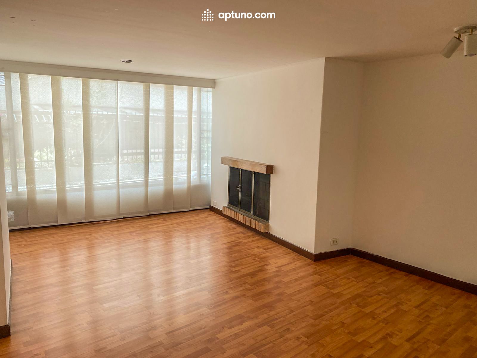 Apartamento en arriendo Santa Bárbara Central 90 m² - $ 3.000.000,00