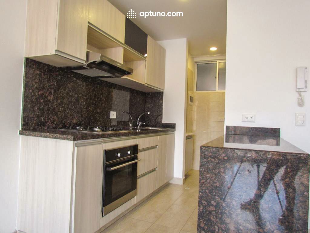 Apartamento en arriendo Los Cedros Apartamento en arriendo Los Cedros 83 m² - $ 2.400.000
