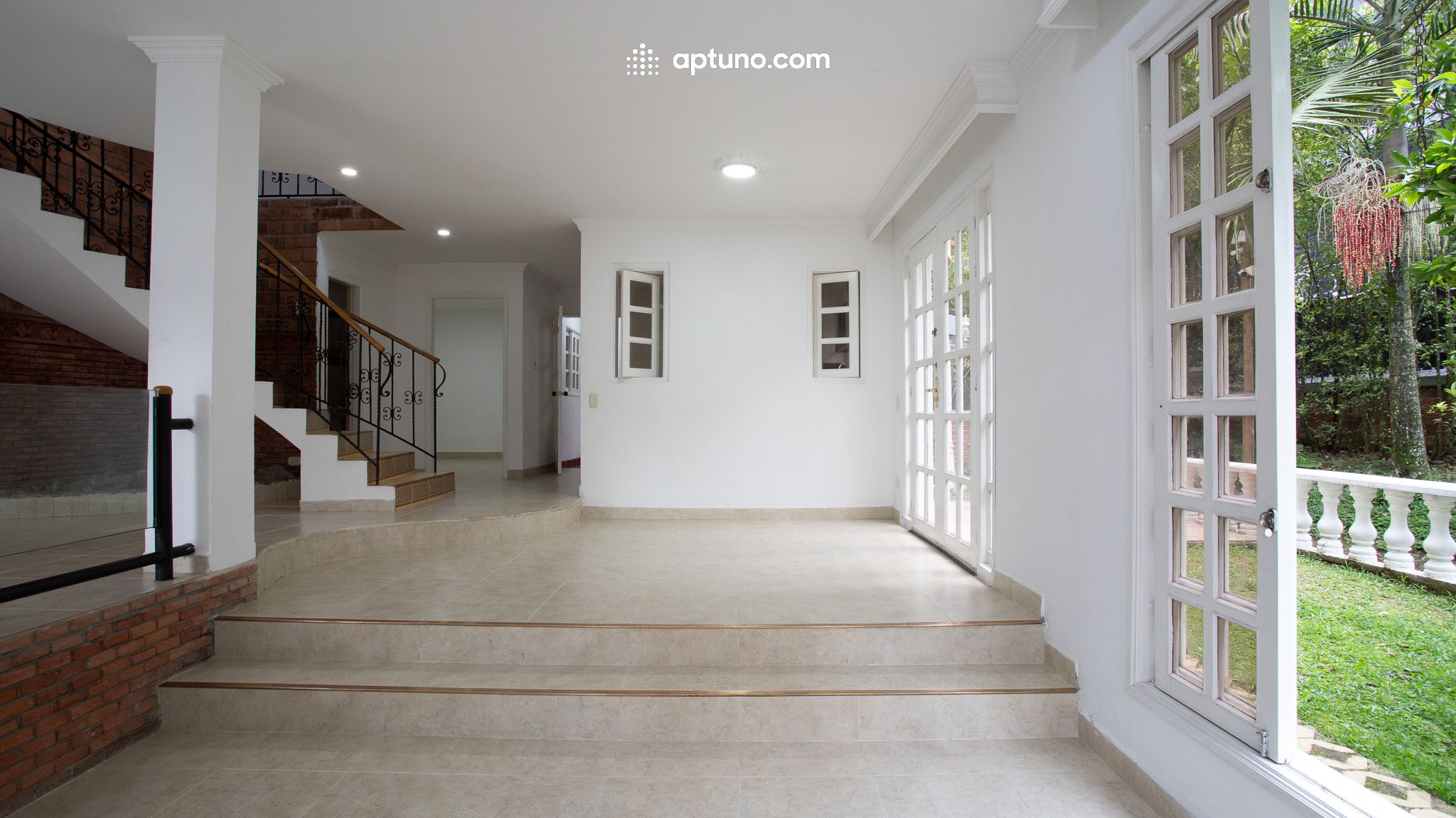 Casa en arriendo Sabaneta 280 m² - $ 4.200.000