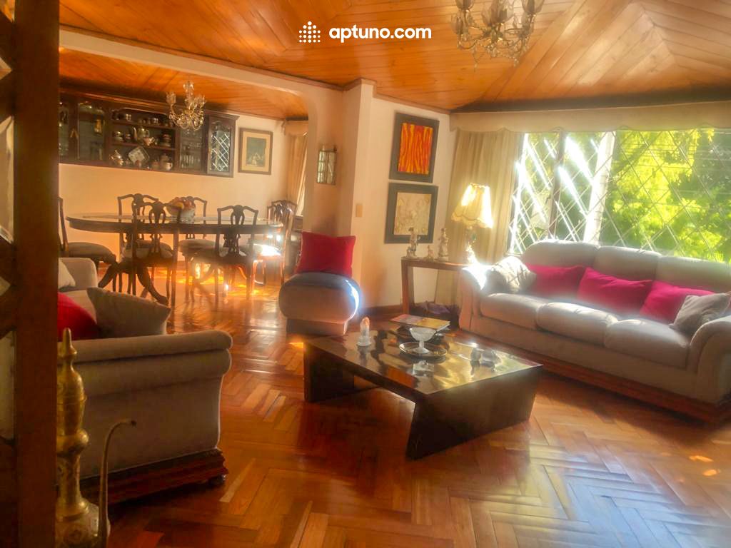Casa en arriendo Las Margaritas 320 m² - $ 3.800.000
