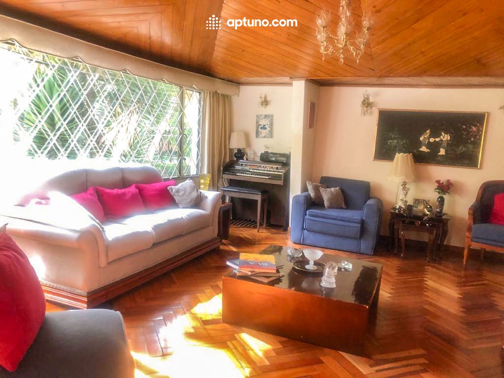 Casa en arriendo Las Margaritas 320 m² - $ 3.800.000