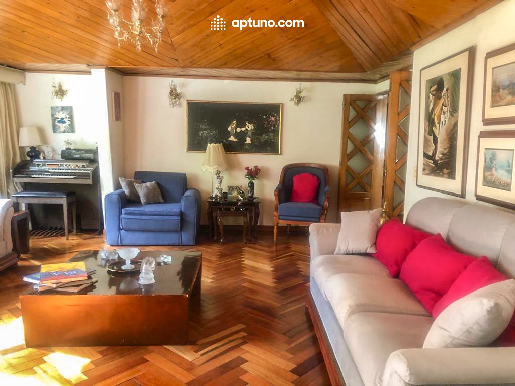Casa en arriendo Las Margaritas 320 m² - $ 3.800.000