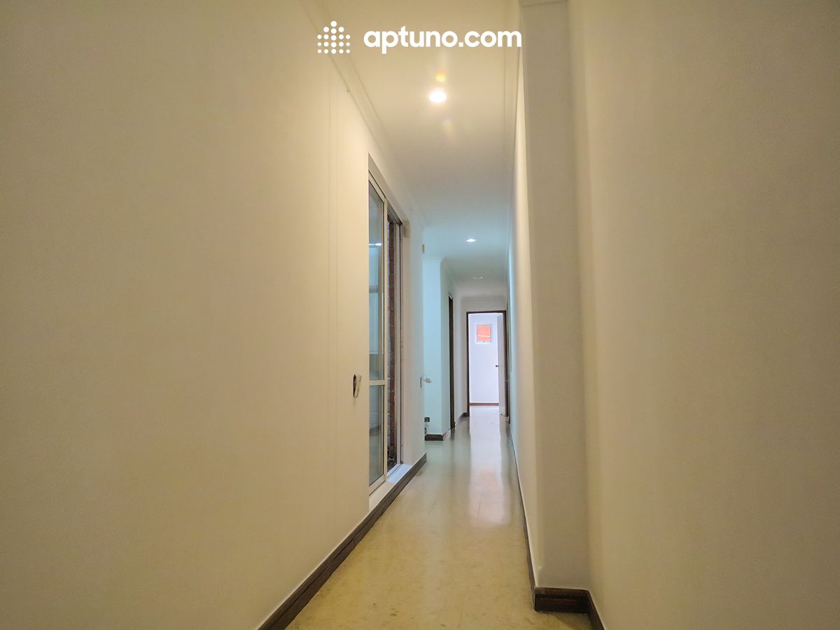 Apartamento en arriendo Los Conquistadores Apartamento en arriendo Los Conquistadores 140 m² - $ 2.700.000