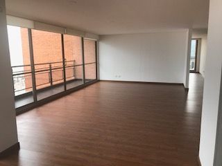 Apartamento en arriendo María Cristina Apartamento en arriendo María Cristina 243 m² - $ 7.300.000