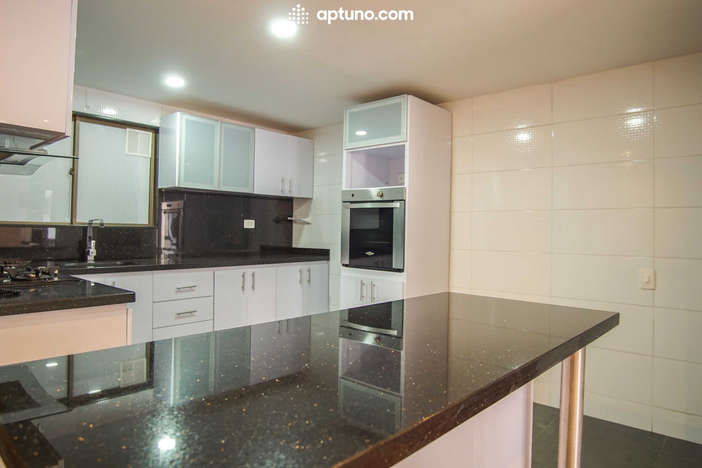 Apartamento en arriendo Bella Suiza Apartamento en arriendo Bella Suiza 80 m² - $ 2.100.000