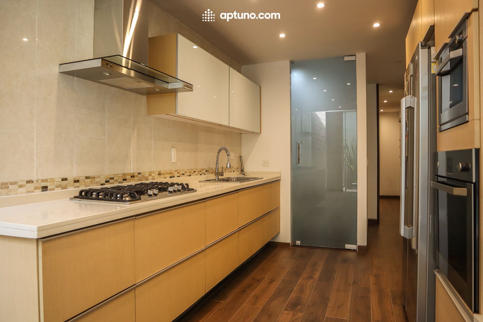 Apartamento en arriendo El Nogal Apartamento en arriendo El Nogal 275 m² - $ 8.000.000