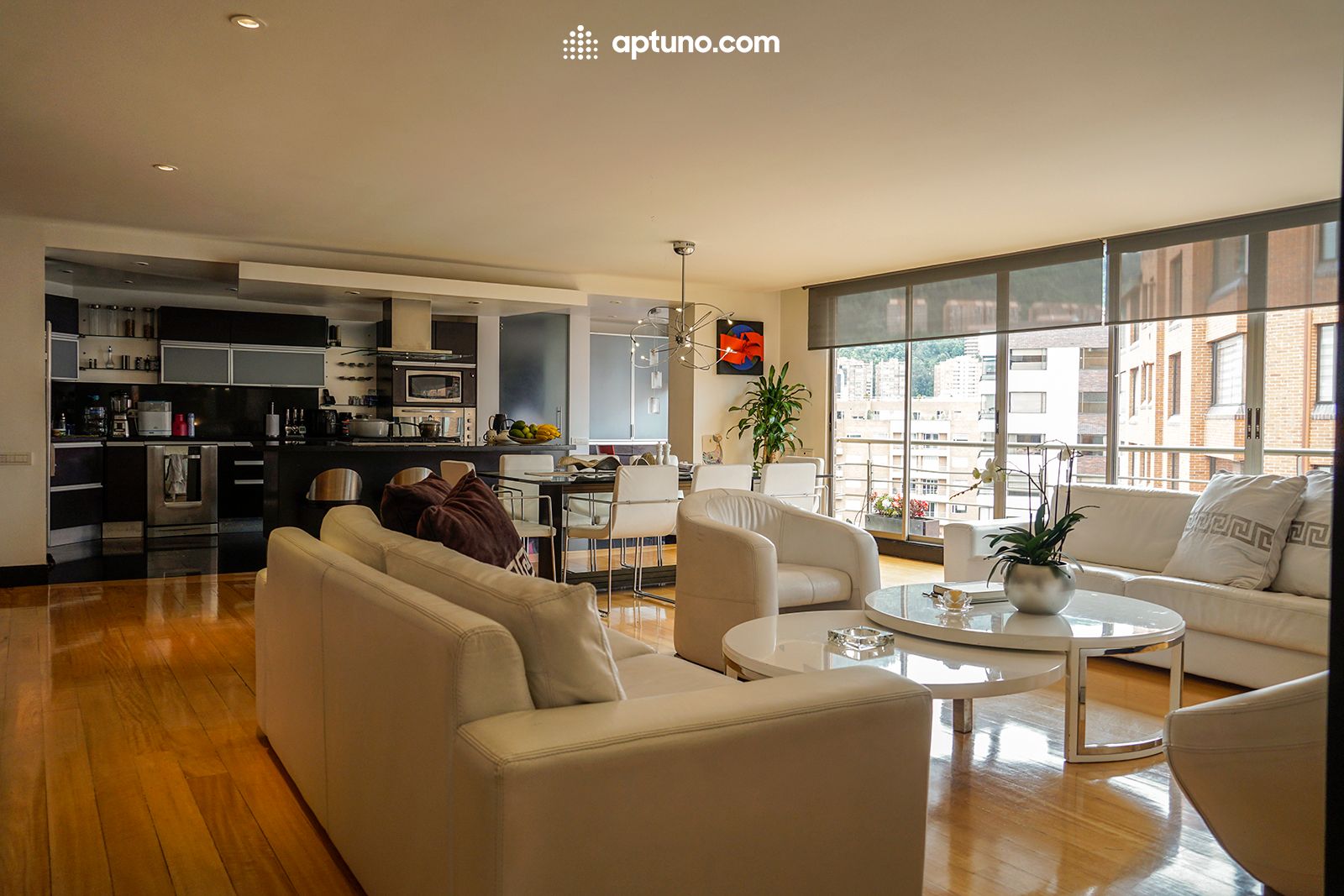 Apartamento en arriendo Santa Bárbara Central 300 m² - $ 18.000.000