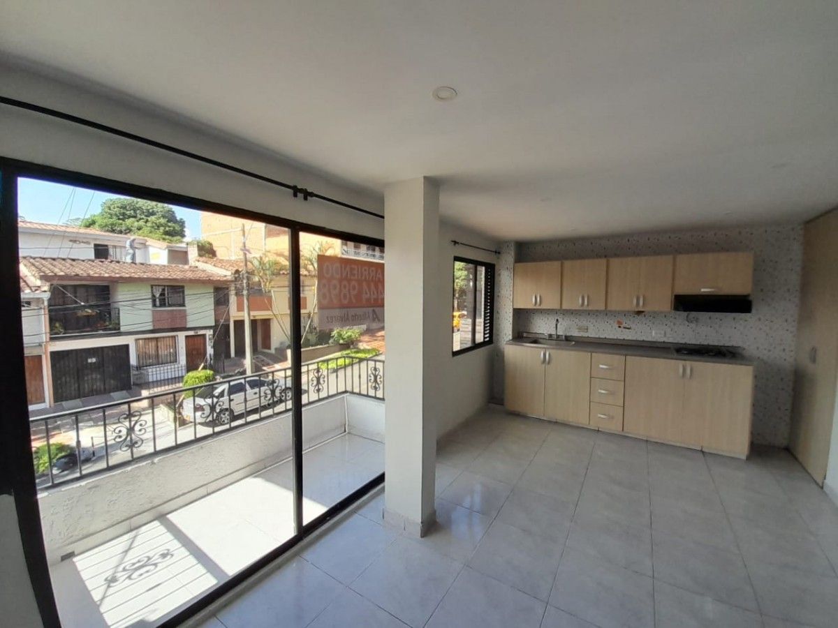 Apartamento en arriendo en Guayacanes Del Norte por 1.400.000