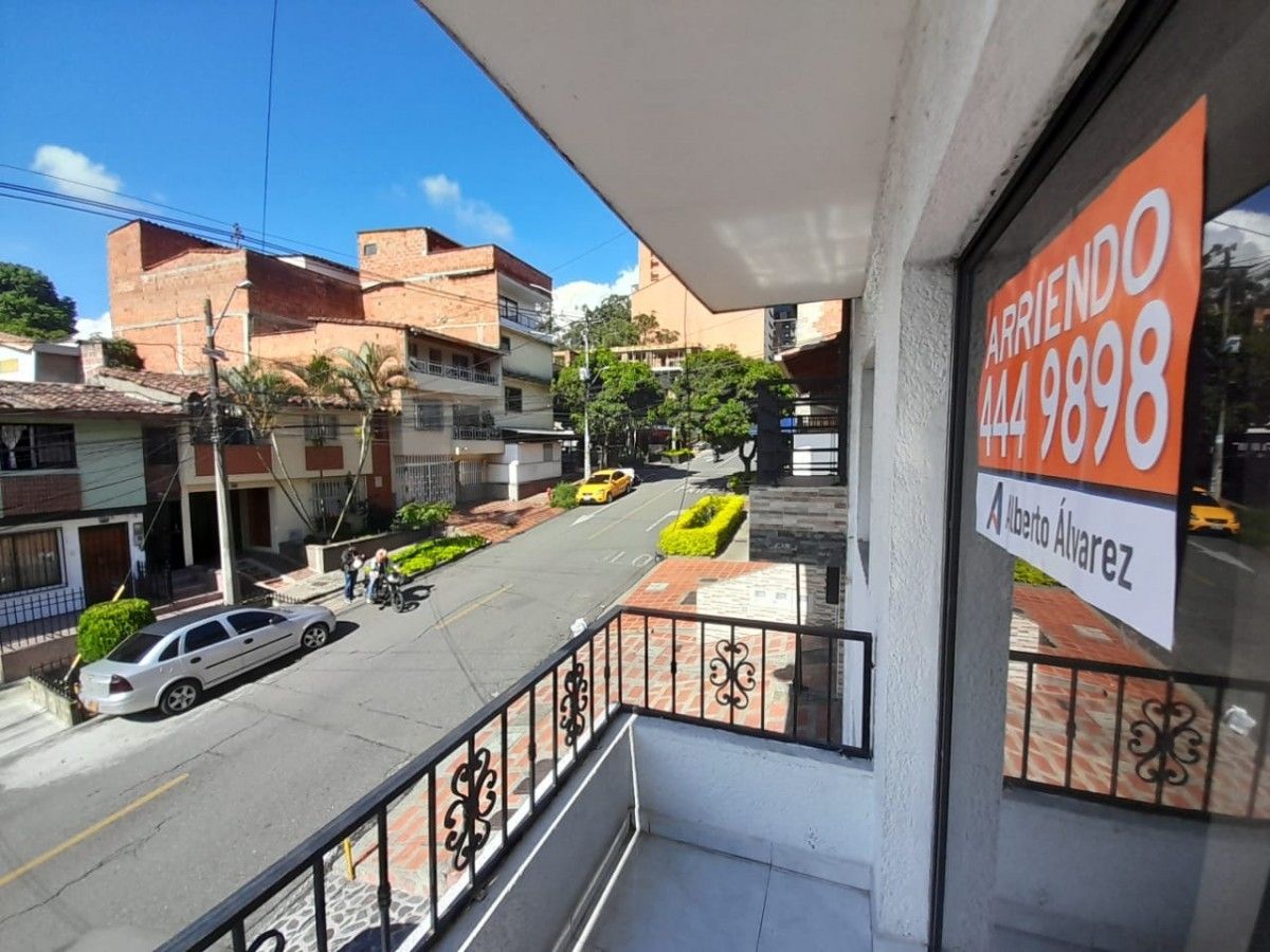 Apartamento en arriendo en Guayacanes Del Norte por 1.400.000