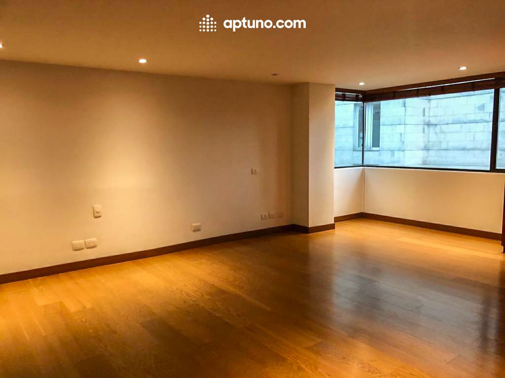 Apartamento en arriendo Los Rosales Apartamento en arriendo Los Rosales 240 m² - $ 8.500.000