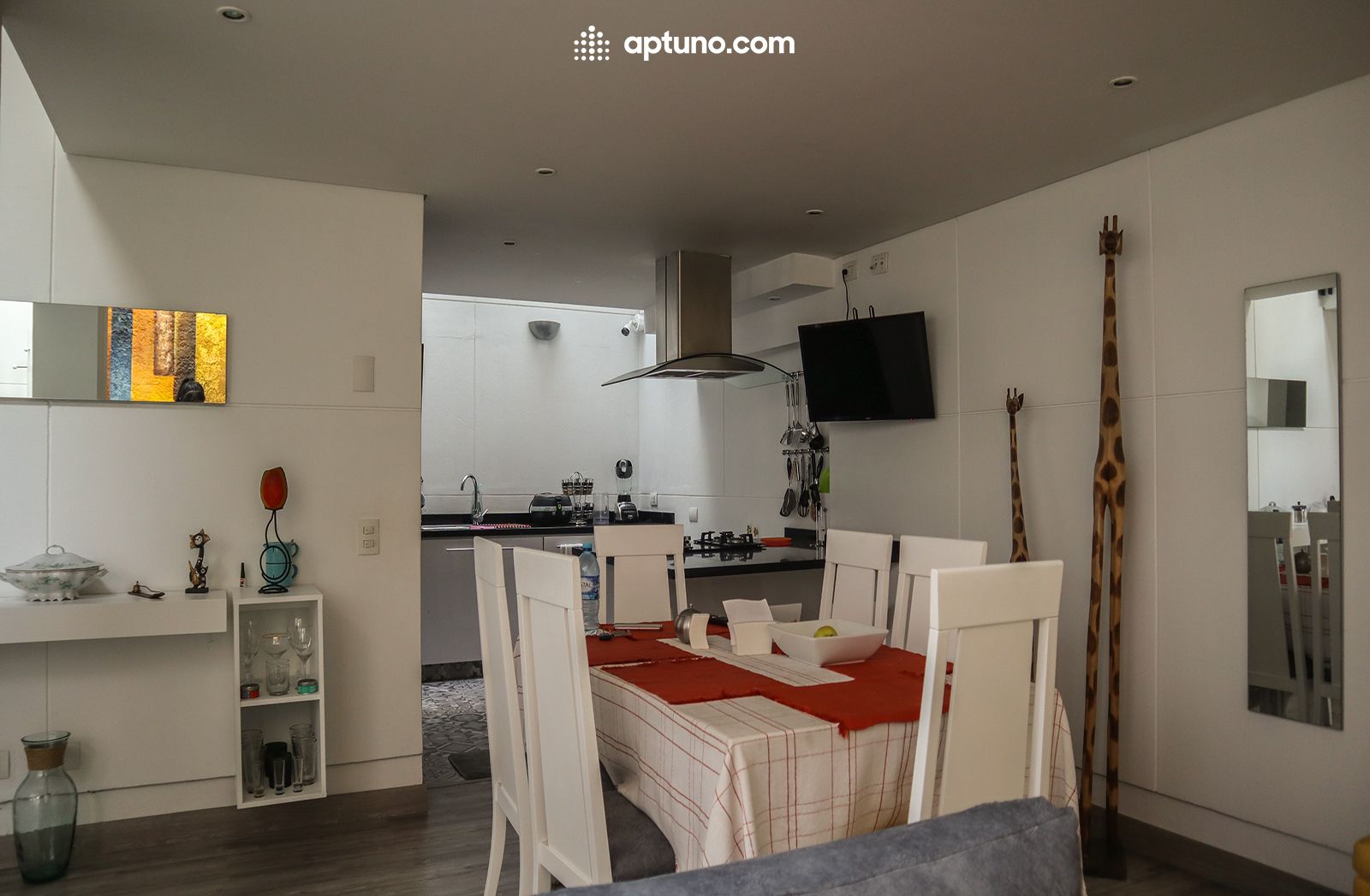 Casa en arriendo José Joaquín Vargas 215 m² - $ 3.500.000