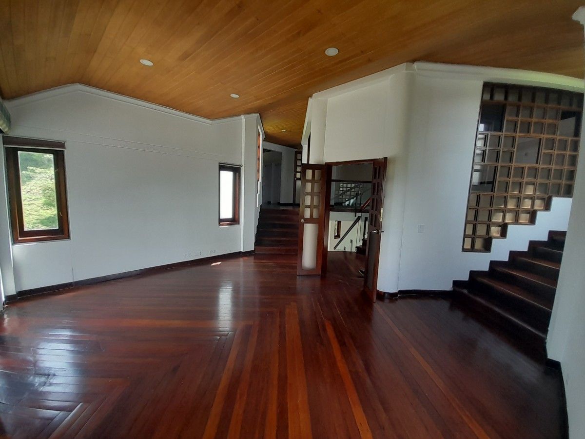 Casa en arriendo Tierra Linda 420 m² - $ 9.000.000,00