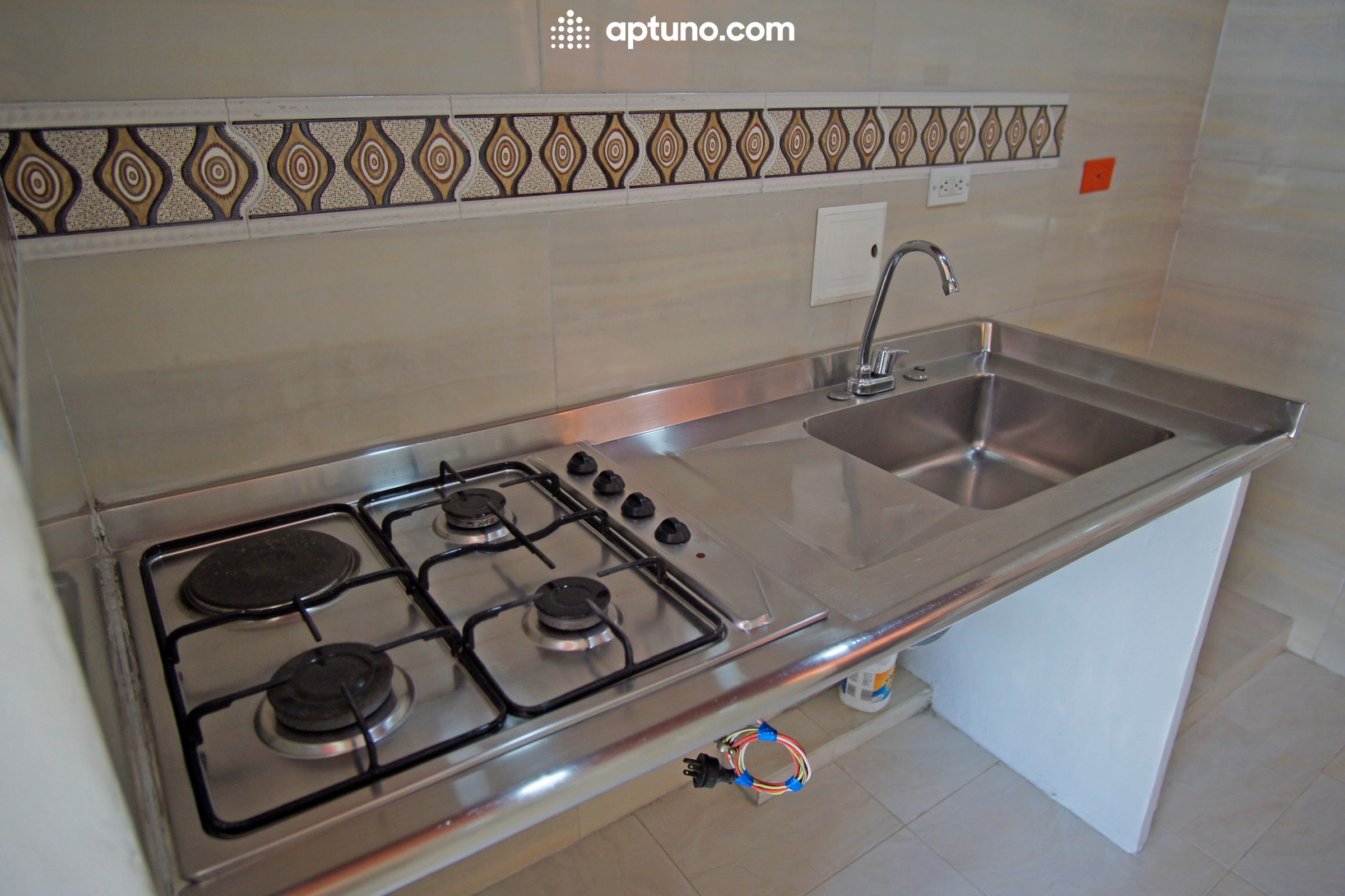 Apartamento en arriendo Madrid 49 m² - $ 750.000