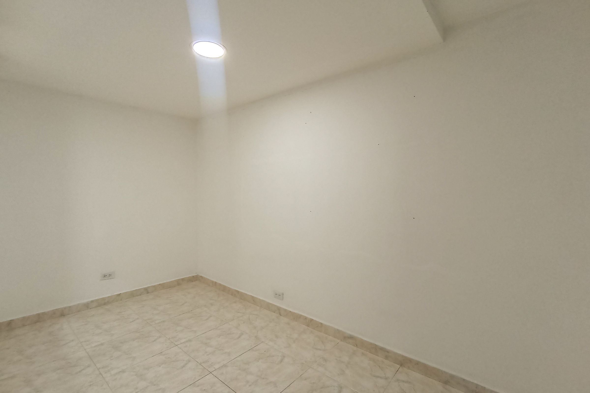 Apartamento en arriendo Villa Mayor Oriental 90 m² - $ 1.150.000