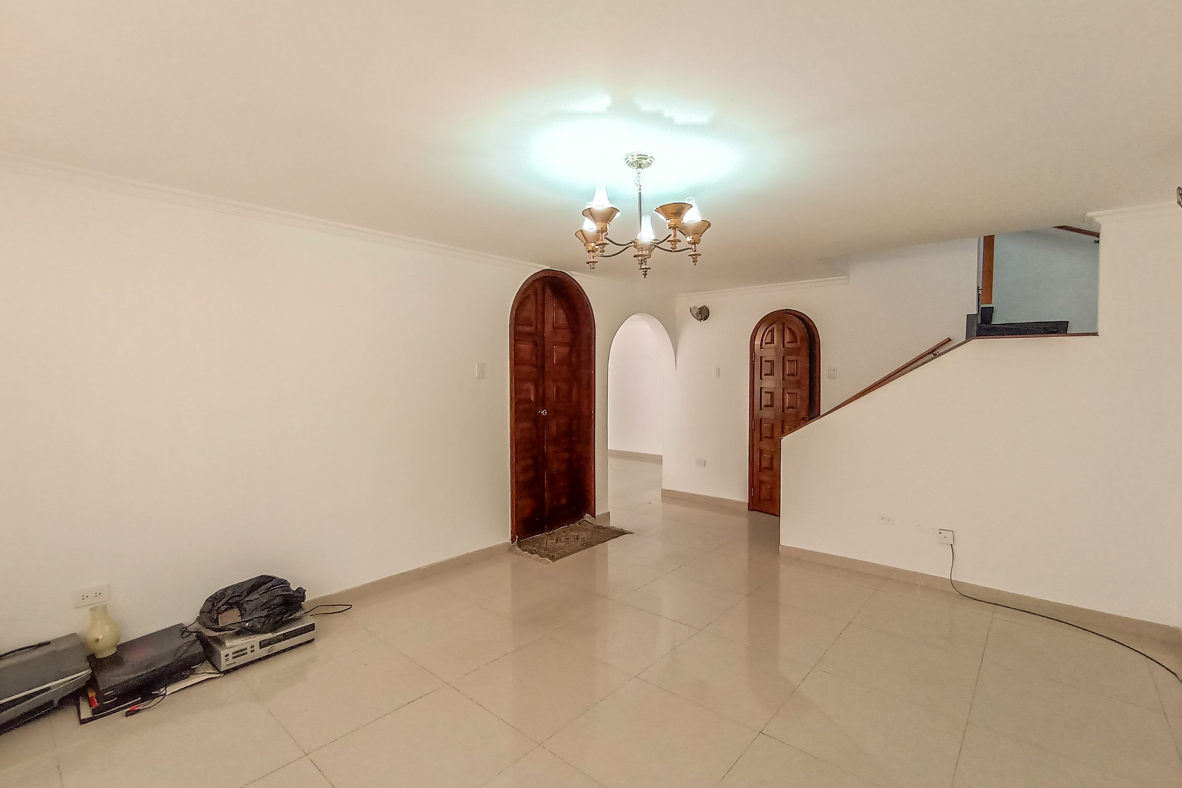 Casa en arriendo Prado Veraniego Sur 280 m² - $ 3.500.000,00