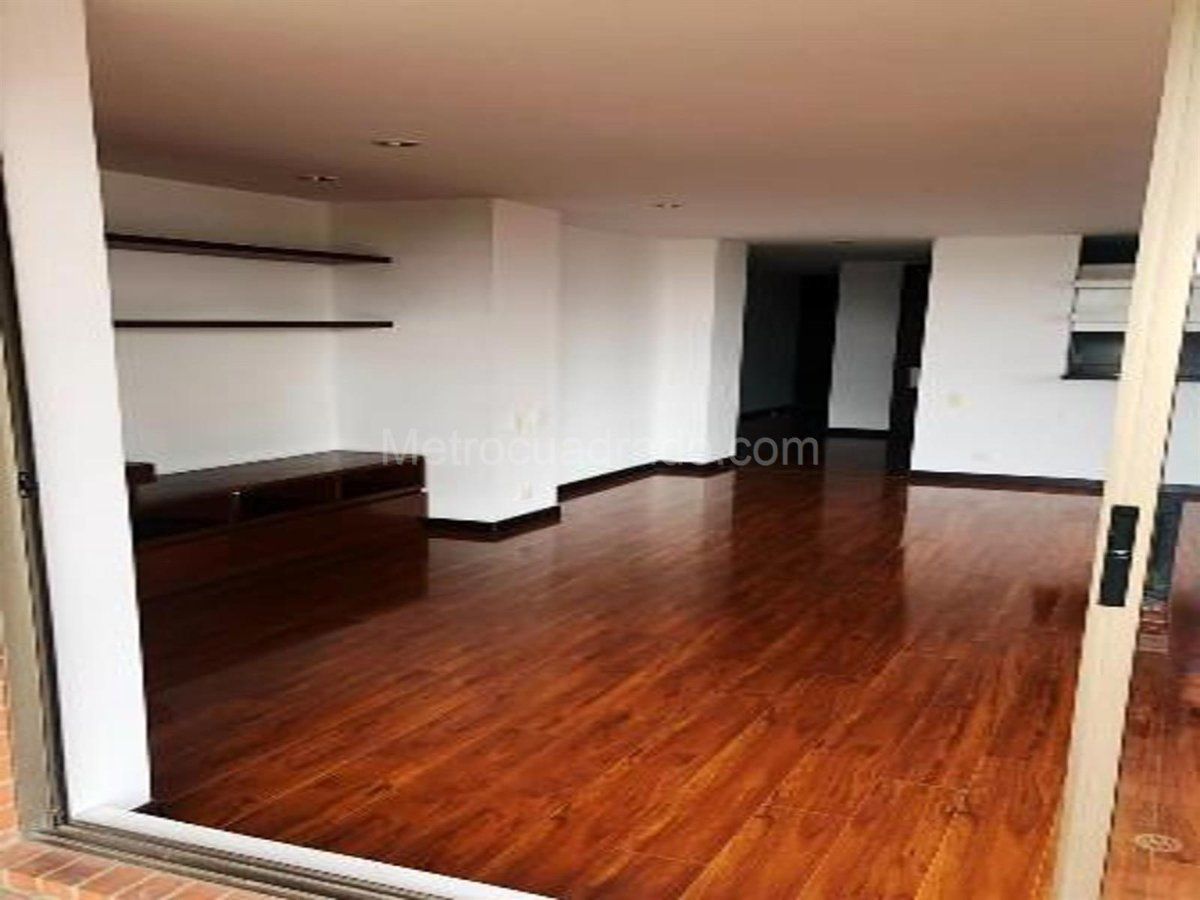 Apartamento en arriendo La Esperanza Norte 146 m² - $ 8.305.000,00