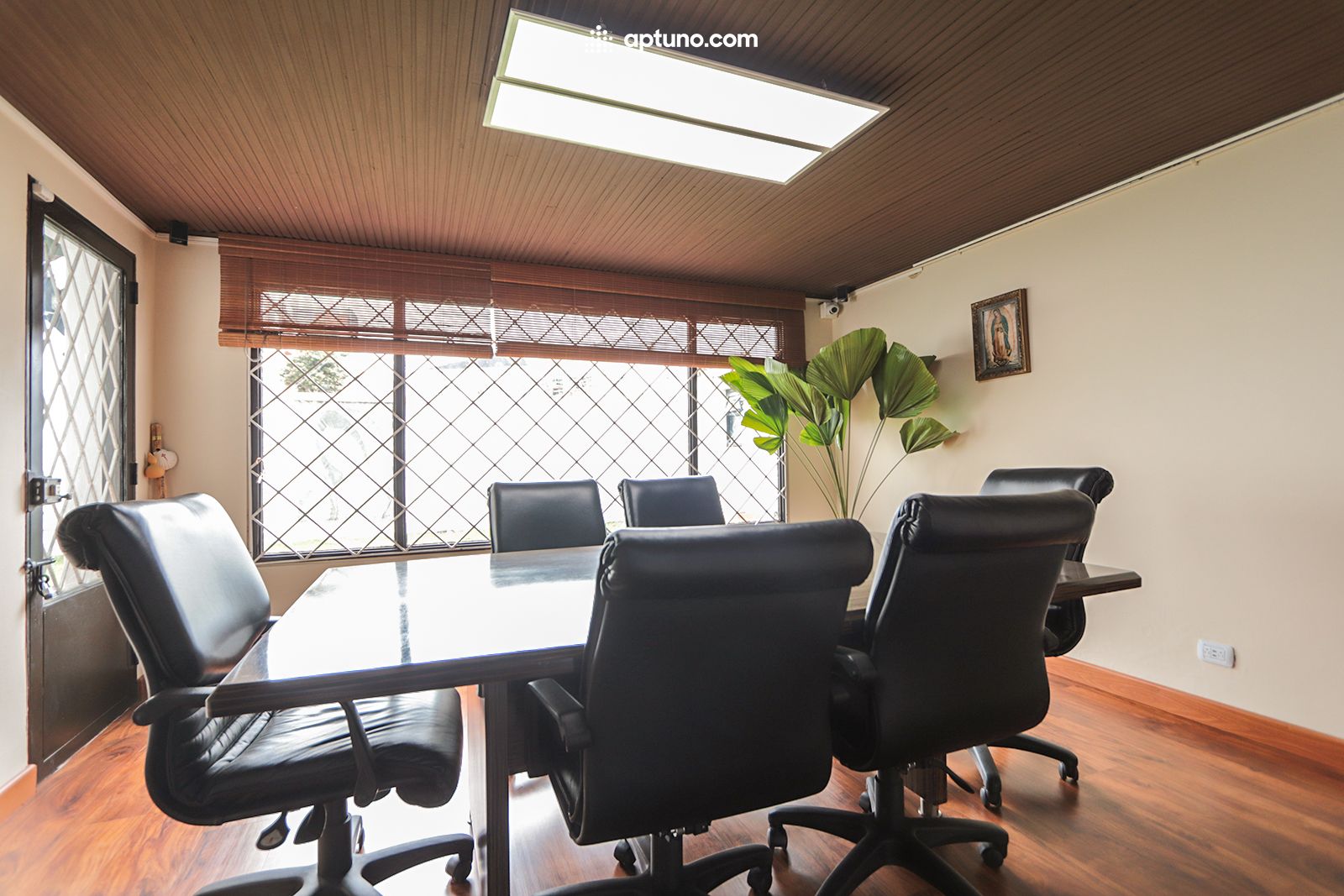 Casa en arriendo Los Cedros Casa en arriendo Los Cedros 350 m² - $ 5.500.000