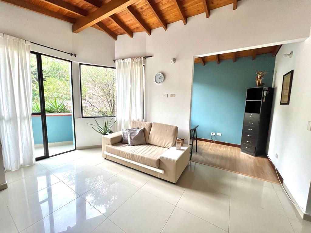 Apartamento en arriendo Uribe Angel 70 m² - $ 2.700.000