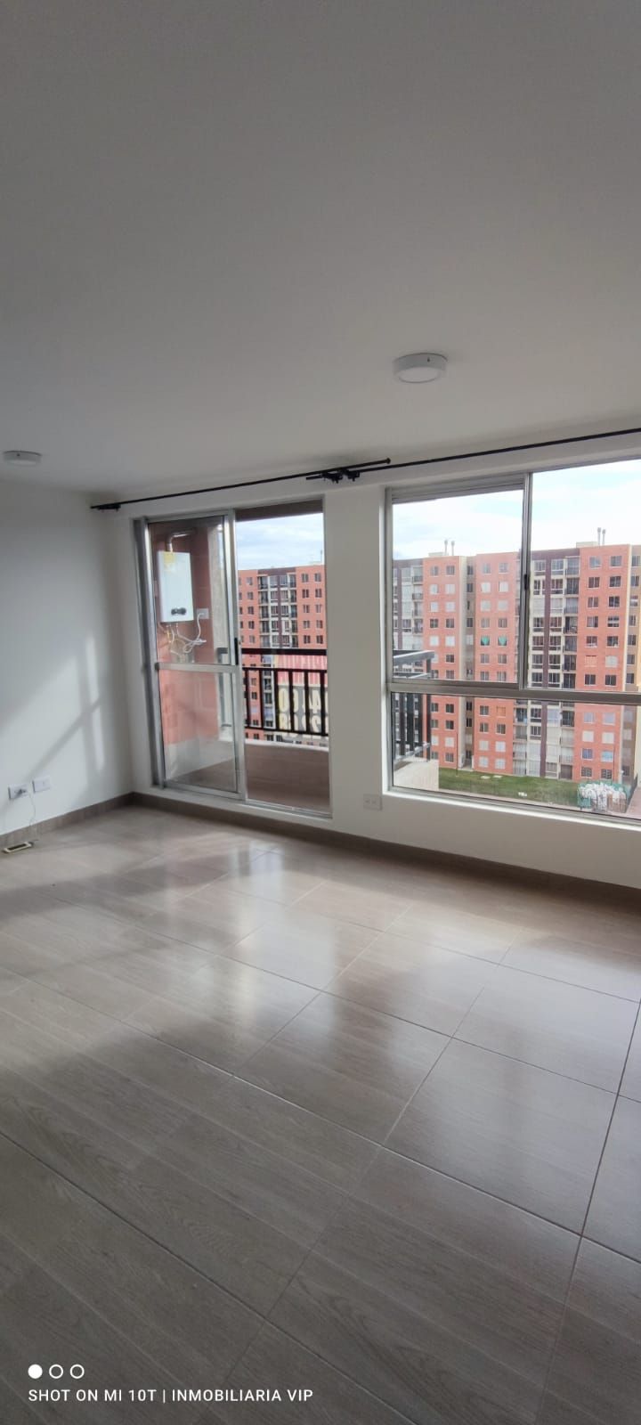 Apartamento en arriendo Madrid 56 m² - $ 950.000