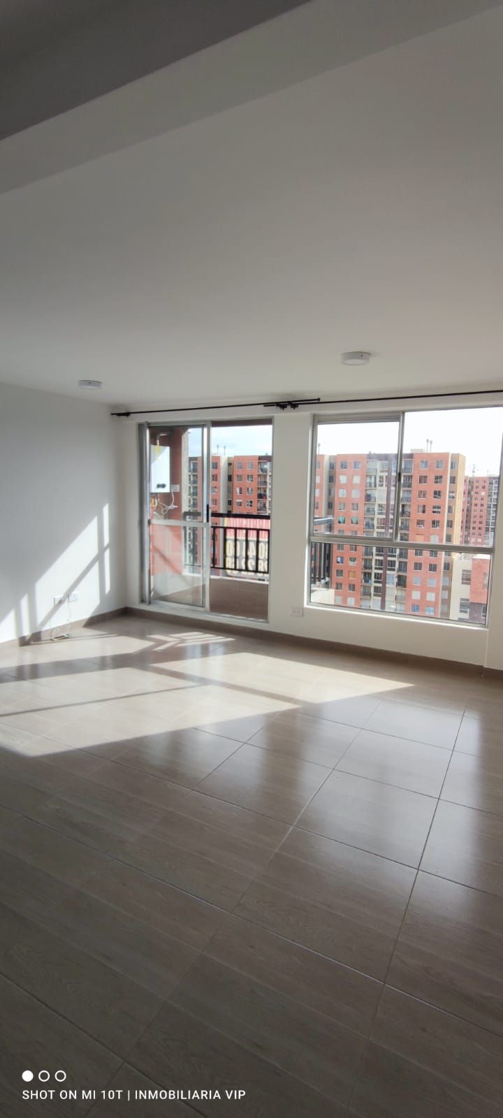 Apartamento en arriendo Madrid 56 m² - $ 950.000