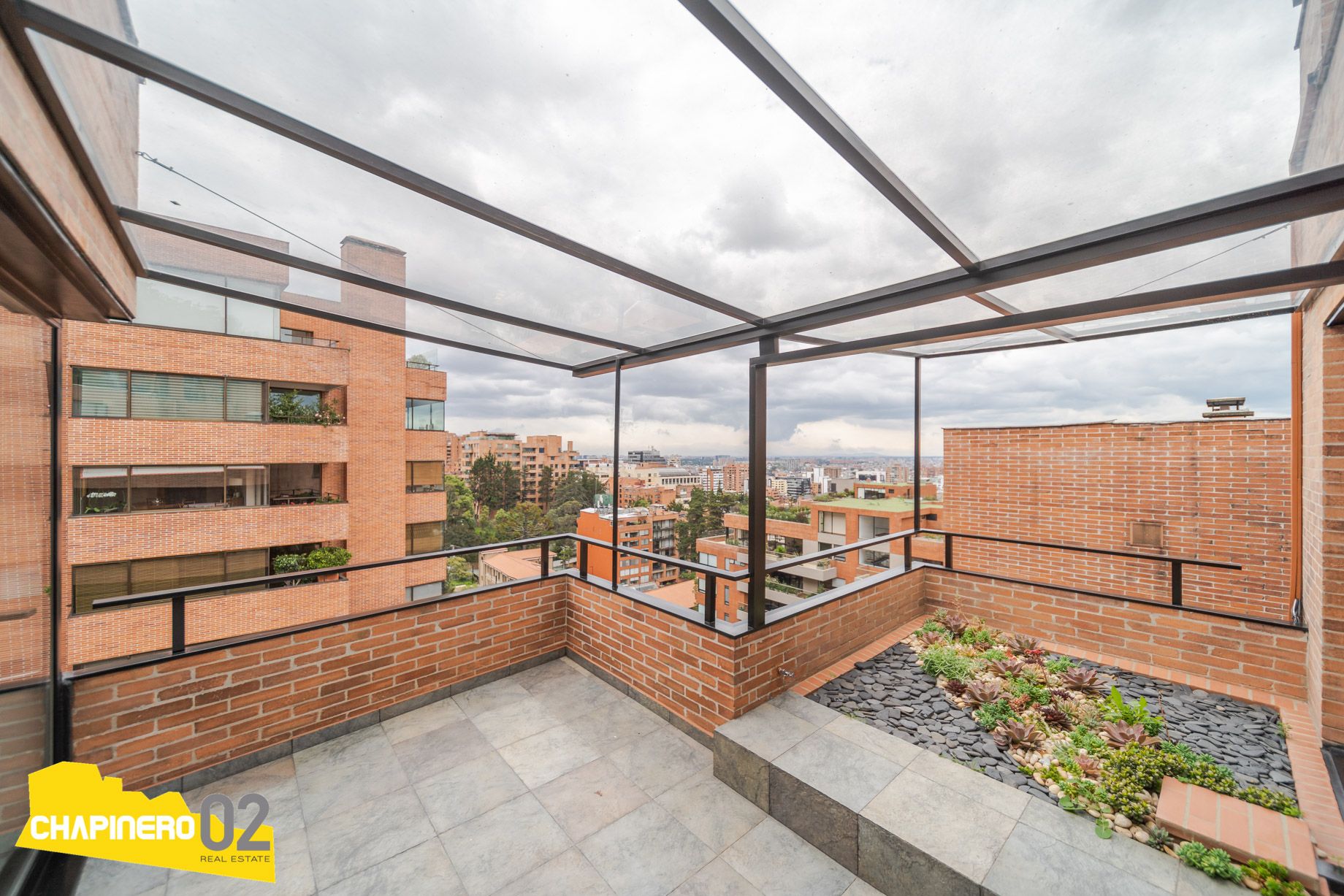Apartamento en arriendo Los Rosales Apartamento en arriendo Los Rosales 385 m² - $ 15.000.000