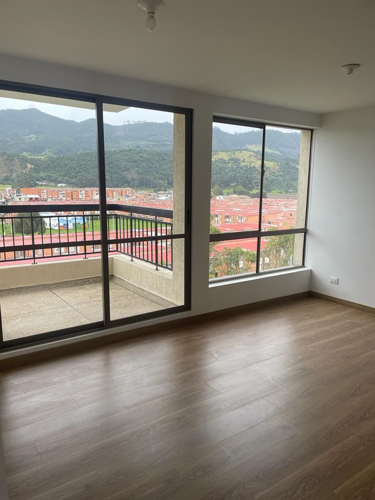 Apartamento en arriendo Capellania 80 m² - $ 1.900.000