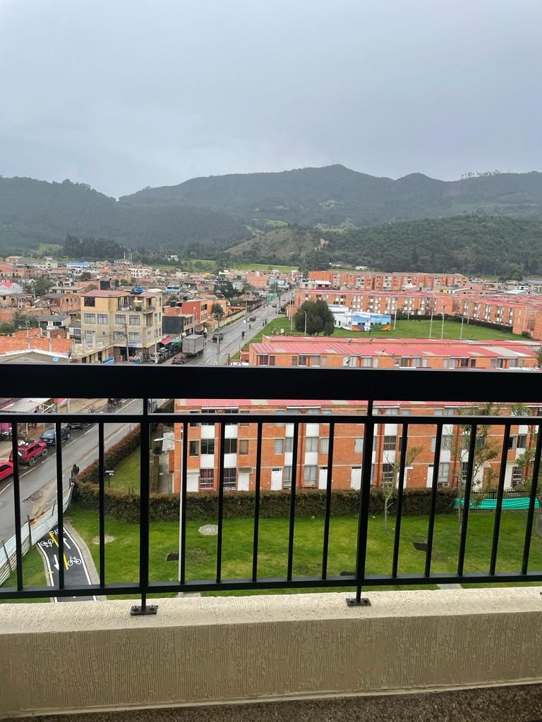 Apartamento en arriendo Capellania 80 m² - $ 1.900.000