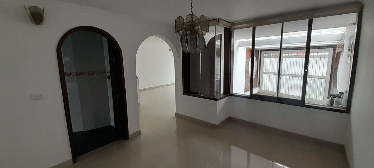 Casa en arriendo Prado Veraniego Sur Casa en arriendo Prado Veraniego Sur 210 m² - $ 4.000.000