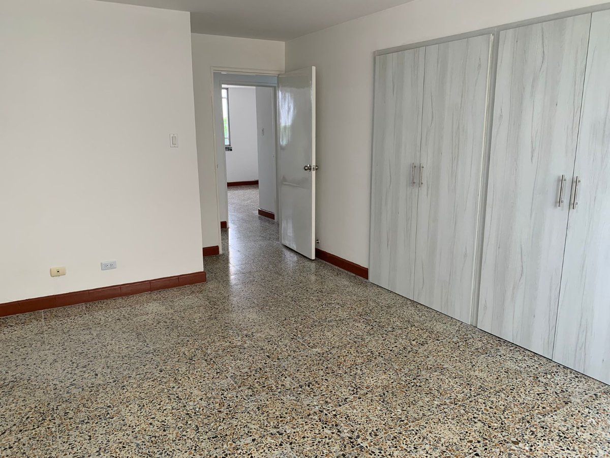Apartamento en arriendo Seguros Patria Apartamento en arriendo Seguros Patria 120 m² - $ 1.800.000