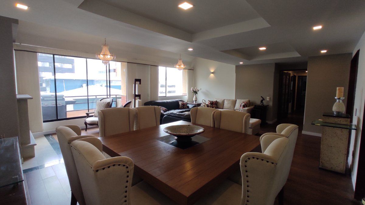 Apartamento en arriendo Santa Bárbara Occidental 250 m² - $ 8.500.000
