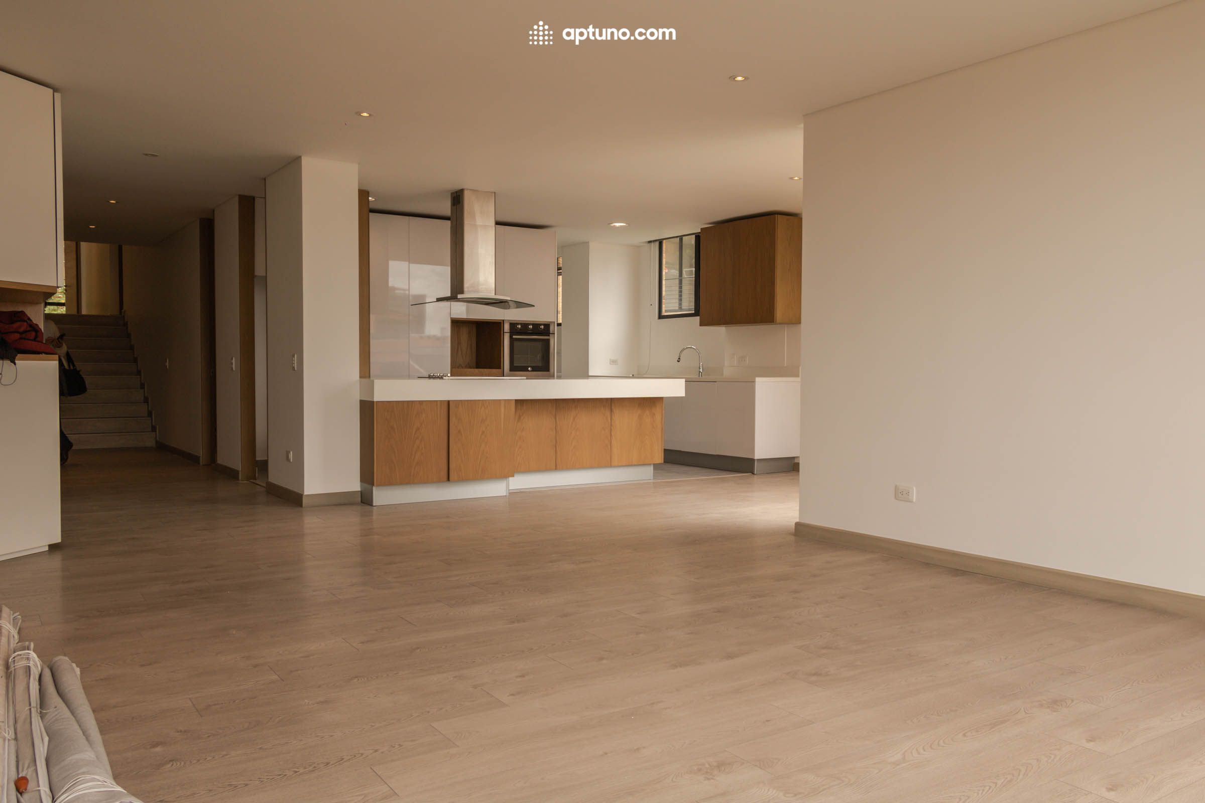 Apartamento en arriendo Los Rosales Apartamento en arriendo Los Rosales 169 m² - $ 7.000.000