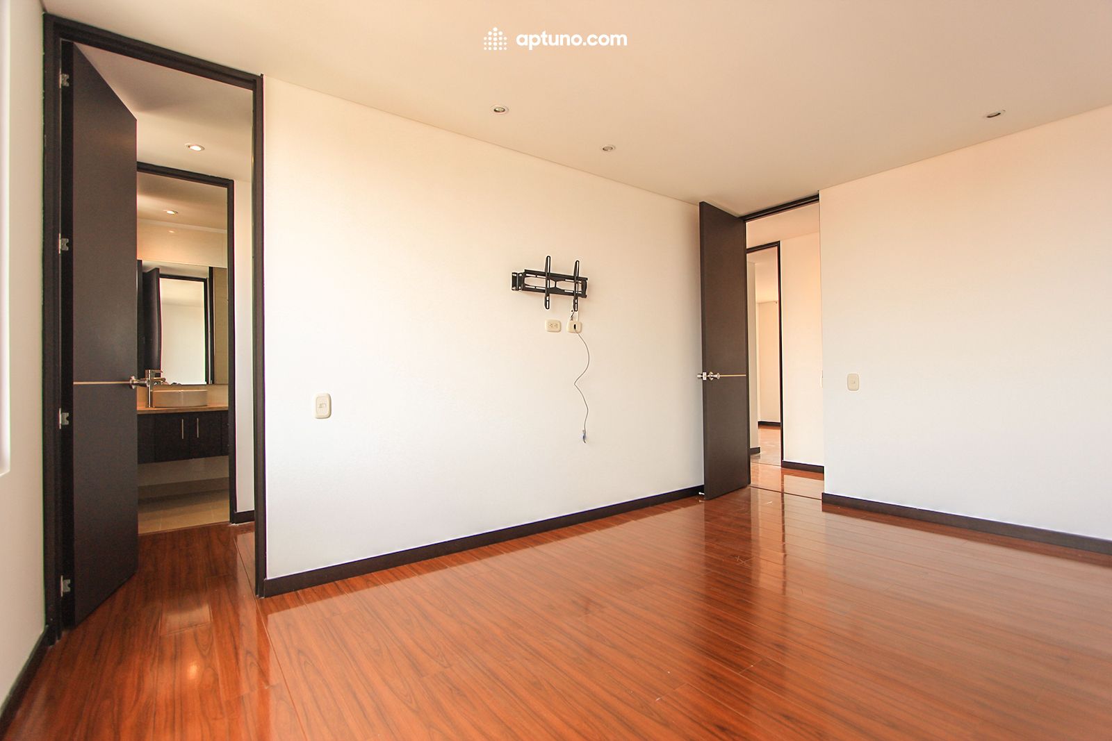 Apartamento en arriendo Ciudad Salitre Sur-Oriental Apartamento en arriendo Ciudad Salitre Sur-Oriental 112 m² - $ 3.000.000