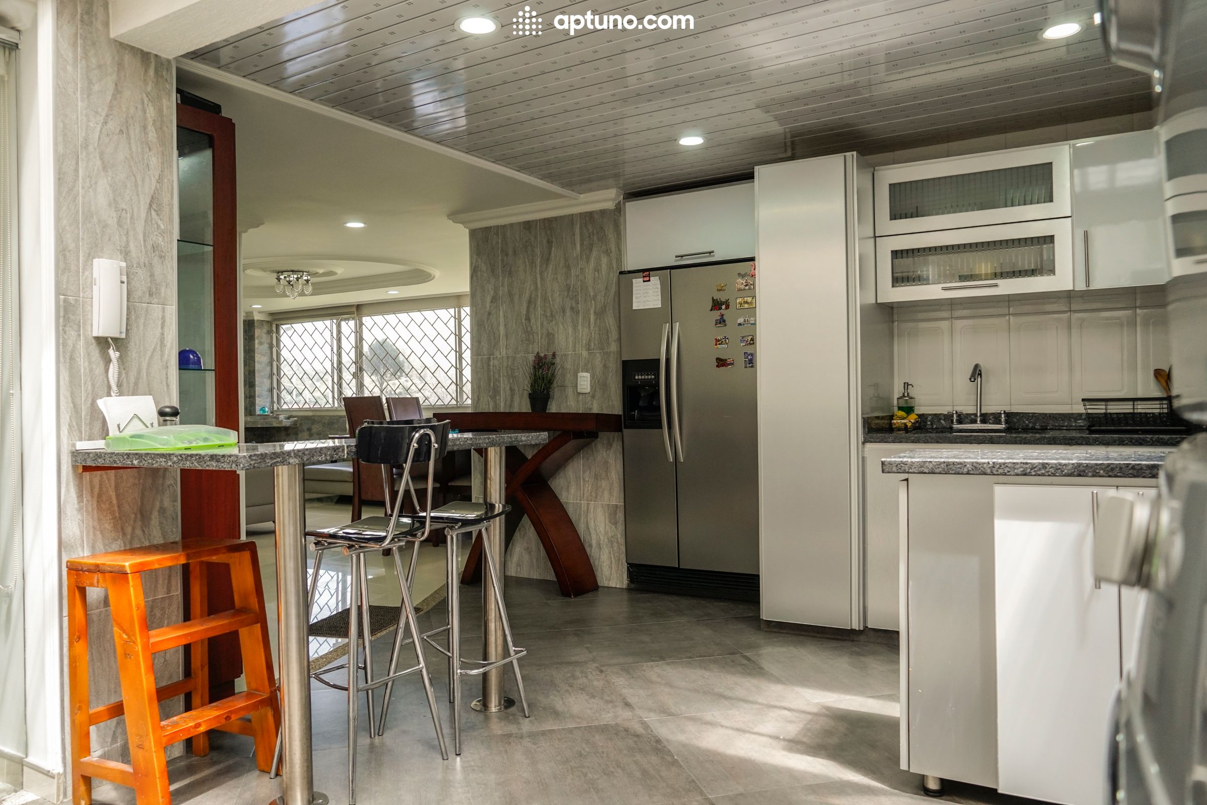Apartamento en arriendo Rafael Núñez 160 m² - $ 3.500.000