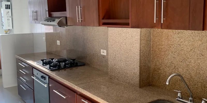Apartamento en arriendo Bella Suiza Apartamento en arriendo Bella Suiza 93 m² - $ 2.800.000