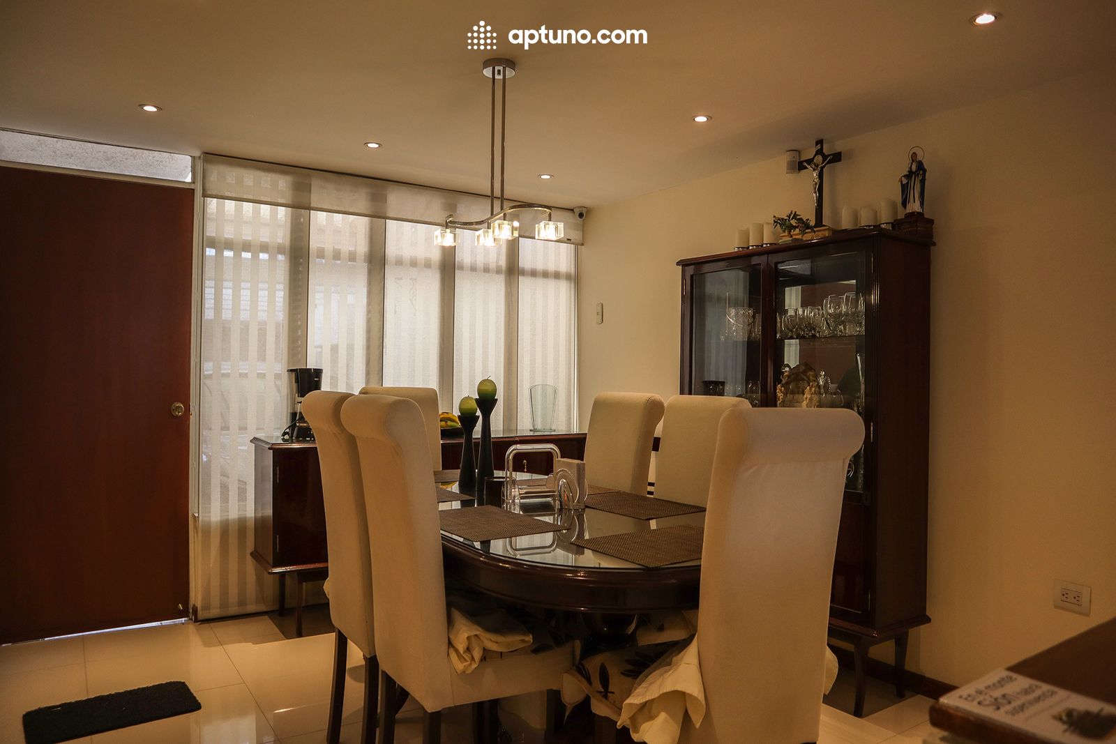 Casa en arriendo Polo Club Casa en arriendo Polo Club 270 m² - $ 5.200.000