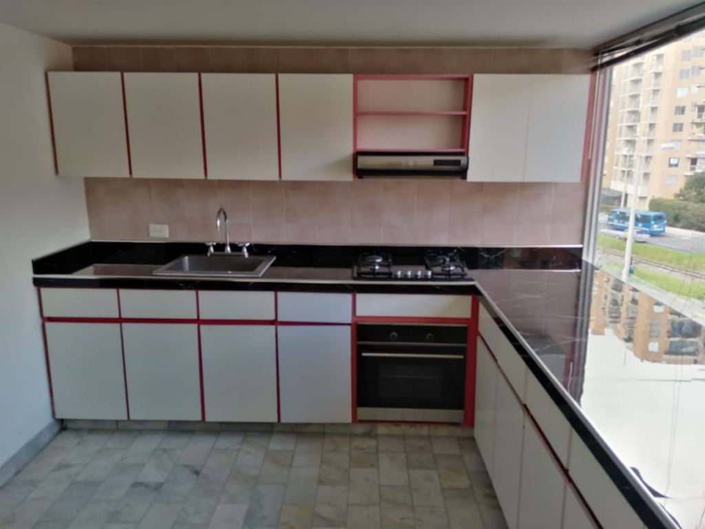 Apartamento en arriendo Santa Bárbara Oriental Apartamento en arriendo Santa Bárbara Oriental 140 m² - $ 2.600.000